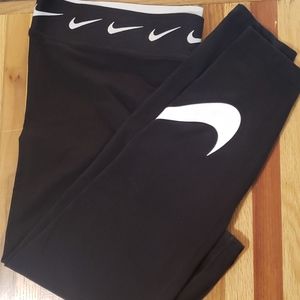 Nike leggings